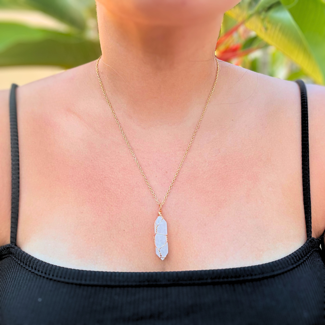 Rose Quartz Pendant Necklace – Love, Harmony, and Inner Peace