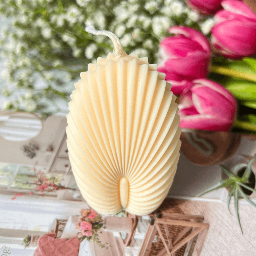The Palm Candle