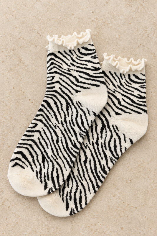 Zebra Ruffle Ankle Socks – Black & Ivory
