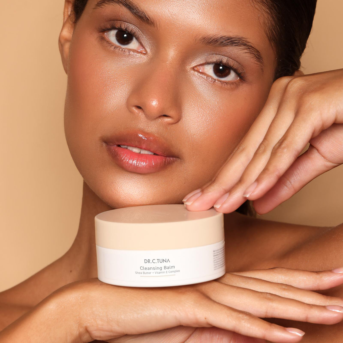 Dr. C. Tuna Cleansing Balm by Farmasi – official product image 3