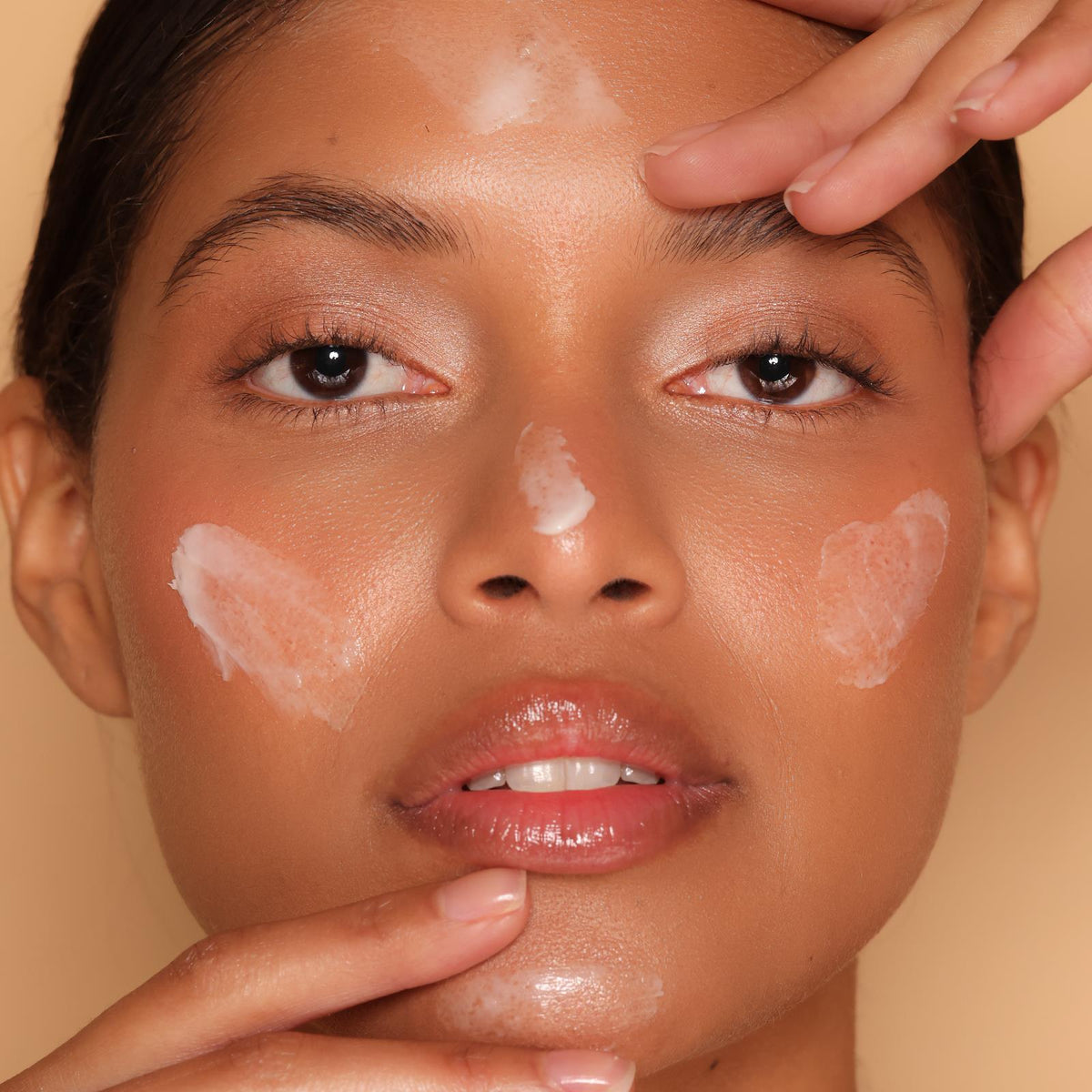 Dr. C. Tuna Cleansing Balm by Farmasi – official product image 4