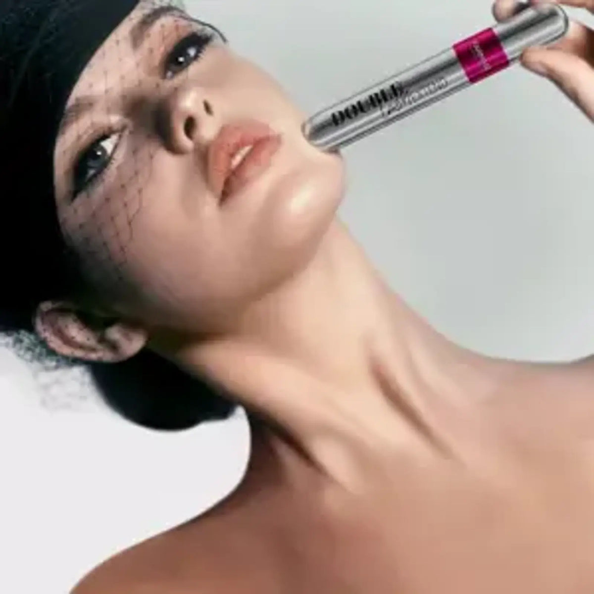 Double Lash Extend Mascara by Farmasi – official product image 3