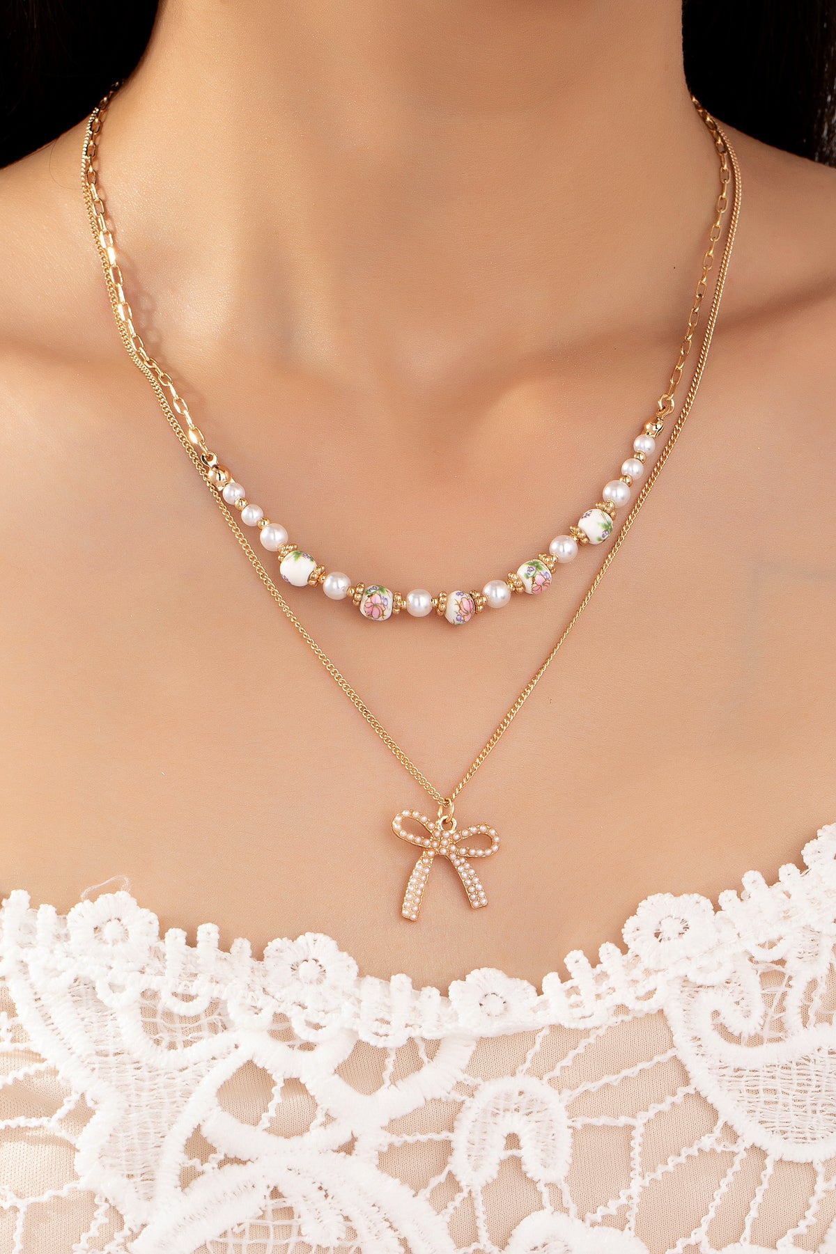 Rosy Ceramic Pearl & Bow Layered Necklace