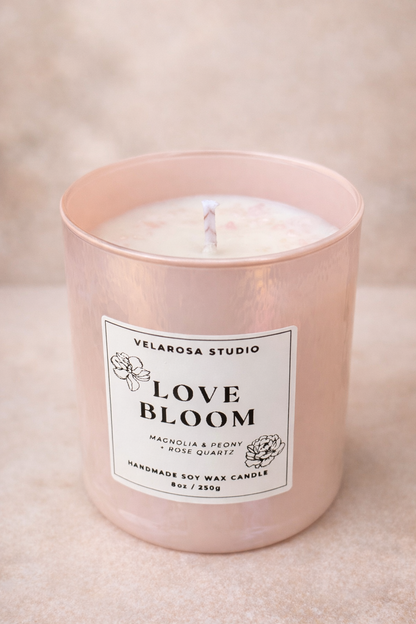 Love Bloom Soy Candle - Magnolia & Peony · Rose Quartz