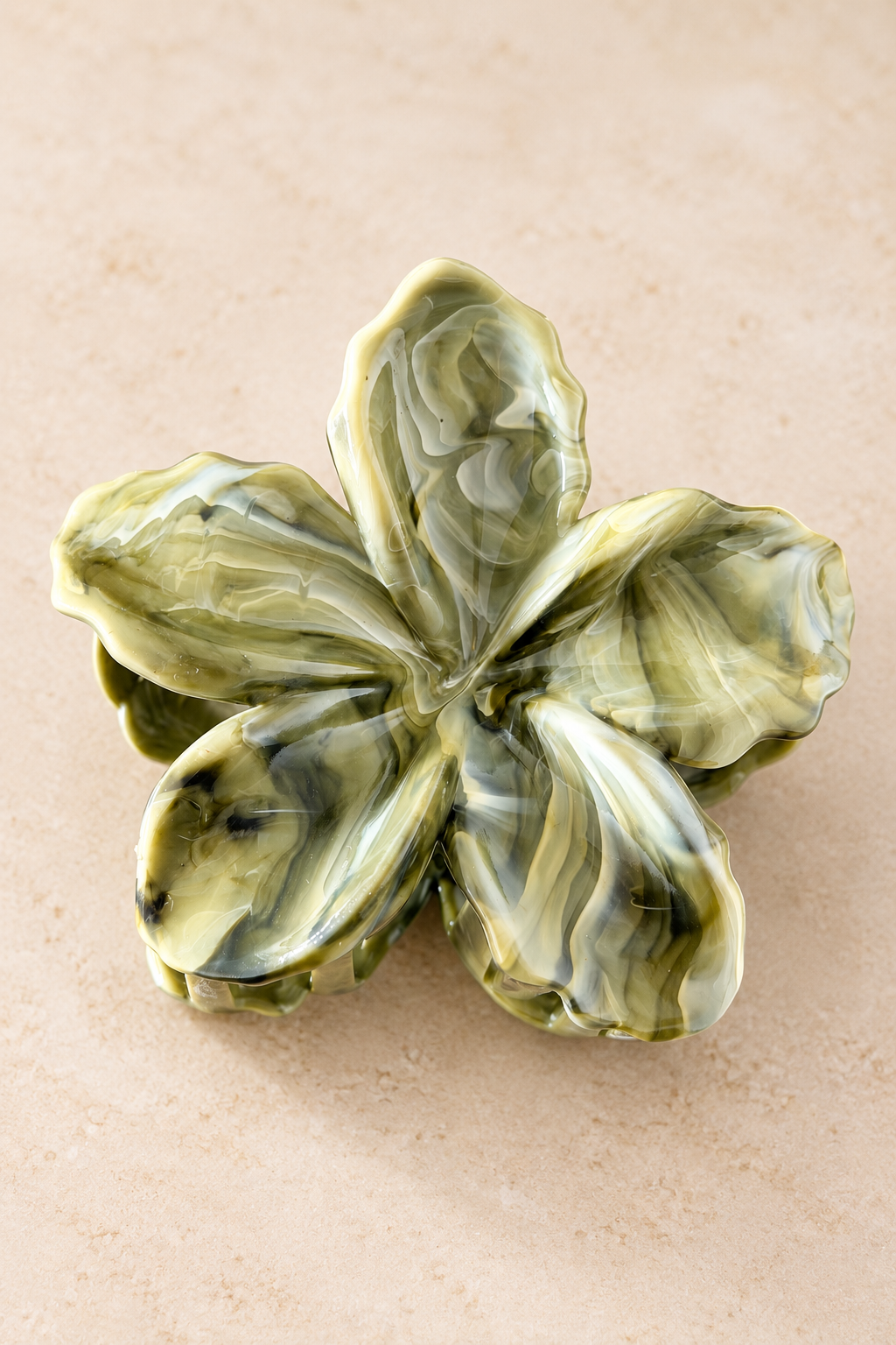 Fleur Marbled Flower Claw Clip