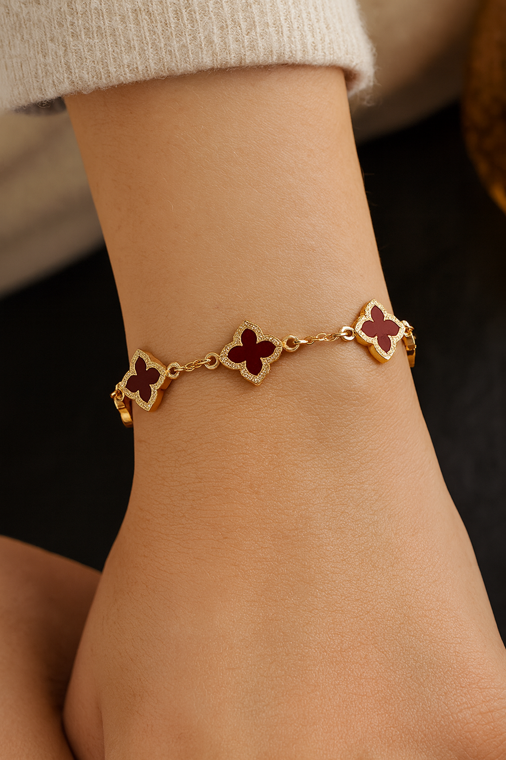 Clover Charm Gold Chain Bracelet