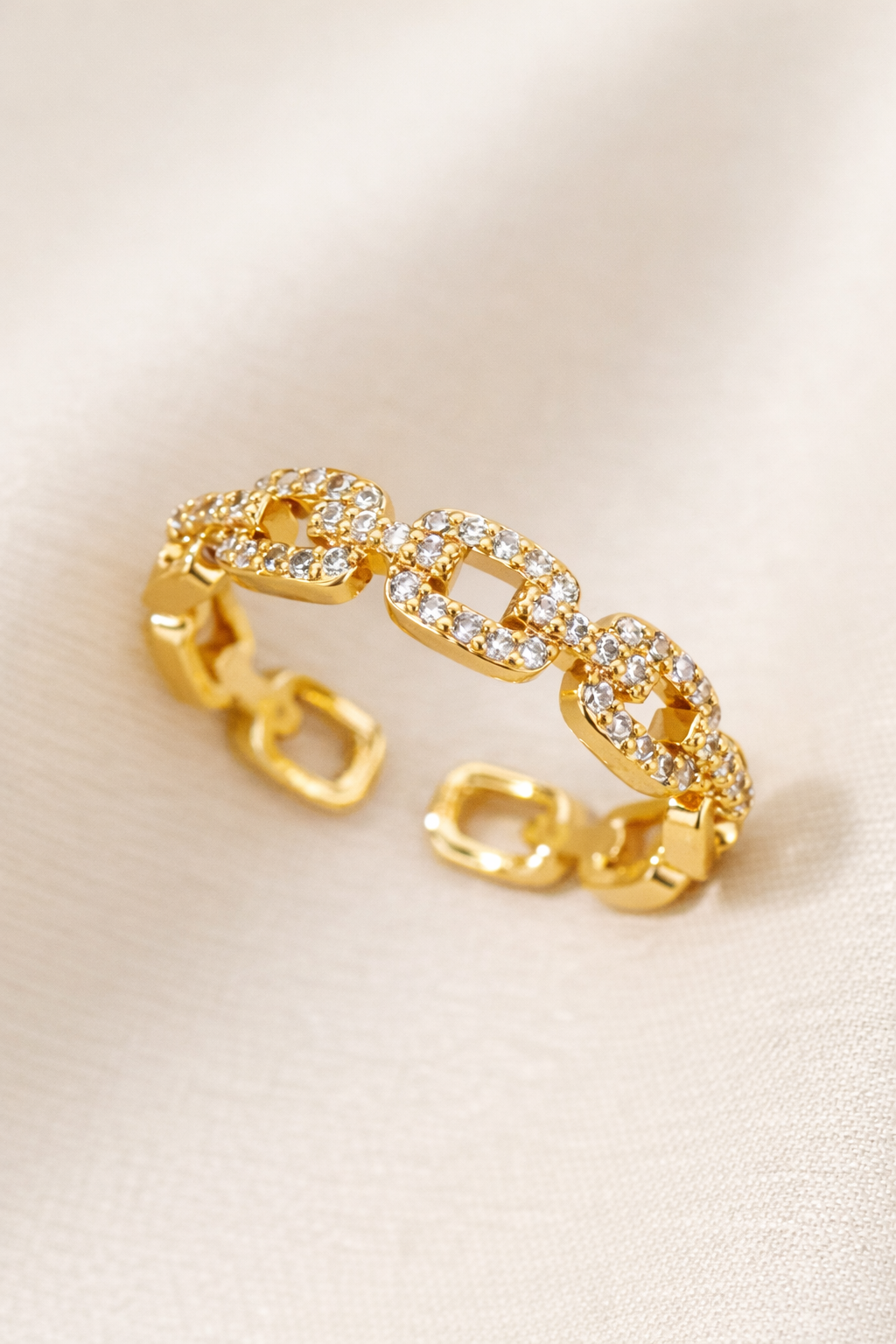 Golden Luxe Chain Link Ring