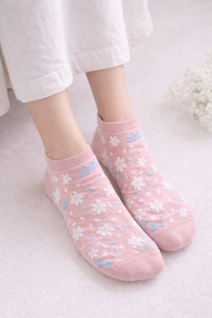 Vintage Floral Sheer Ankle Socks – 5 Styles