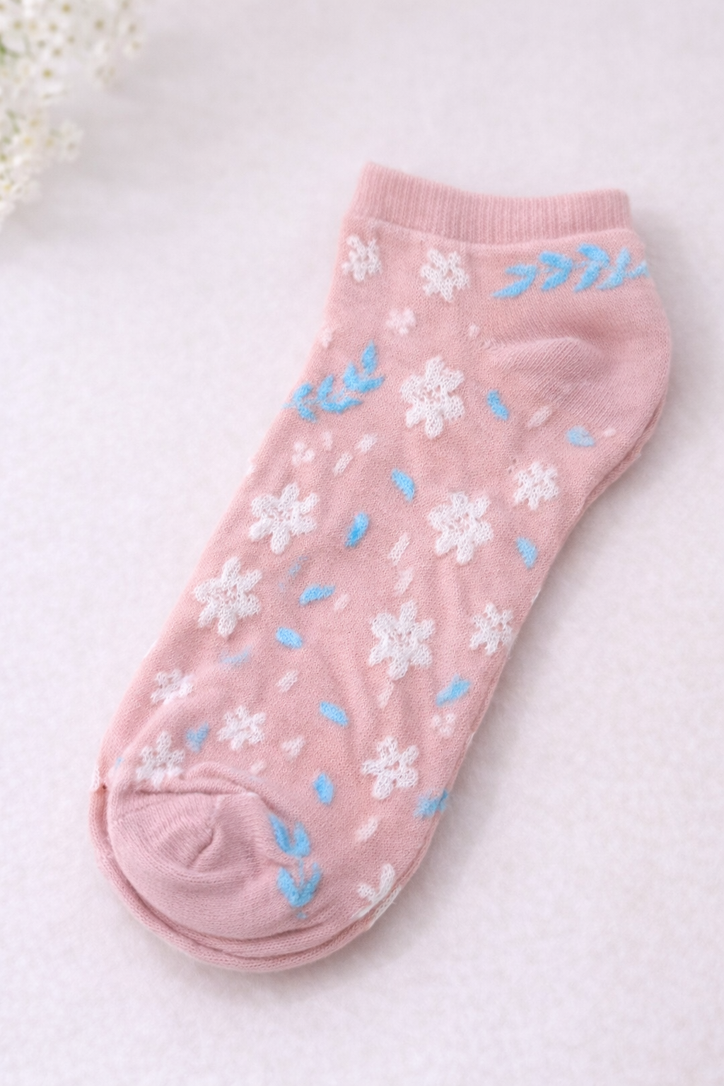 Vintage Floral Sheer Ankle Socks – 5 Styles