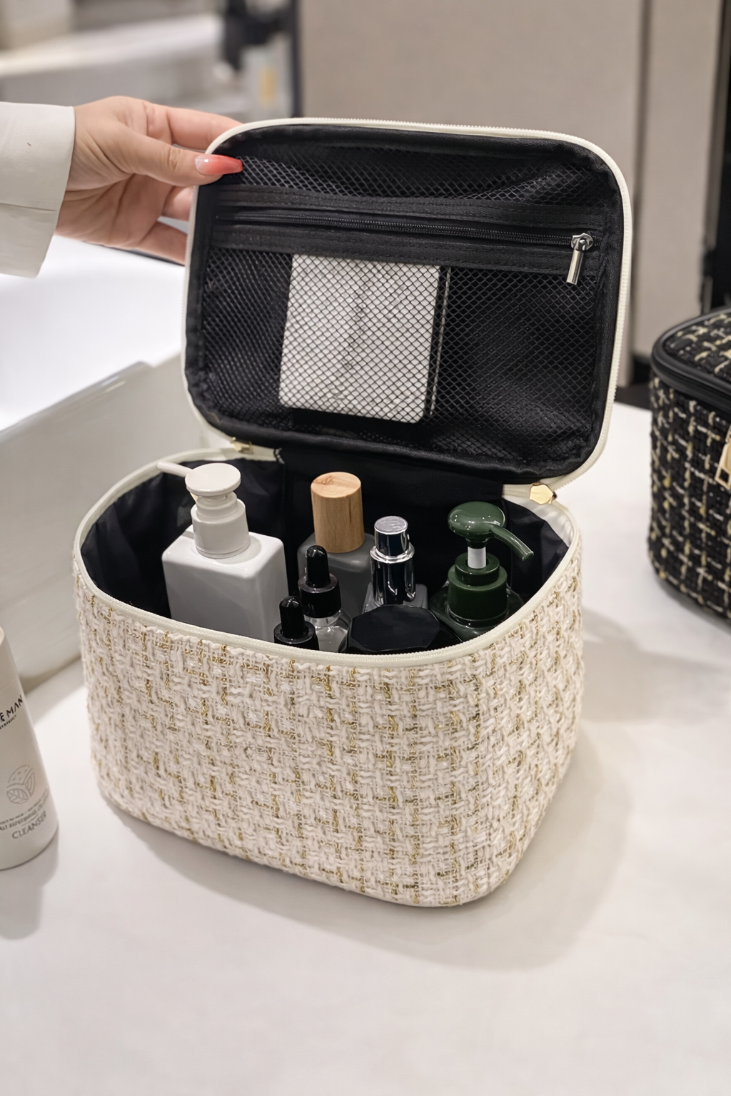 Tweed Makeup Organizer