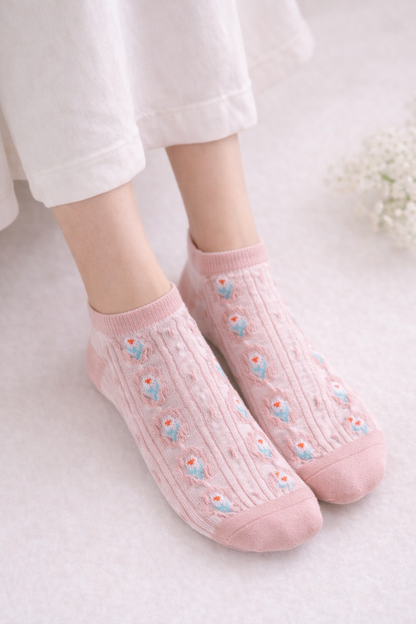 Vintage Floral Sheer Ankle Socks – 5 Styles