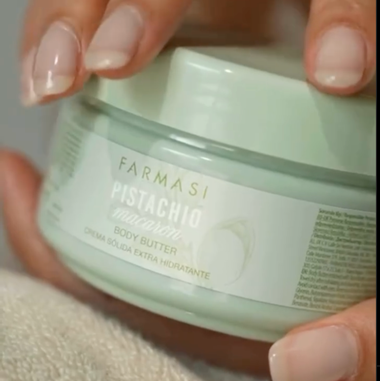 Pistachio Macaron Body Butter by Farmasi – official product image 3