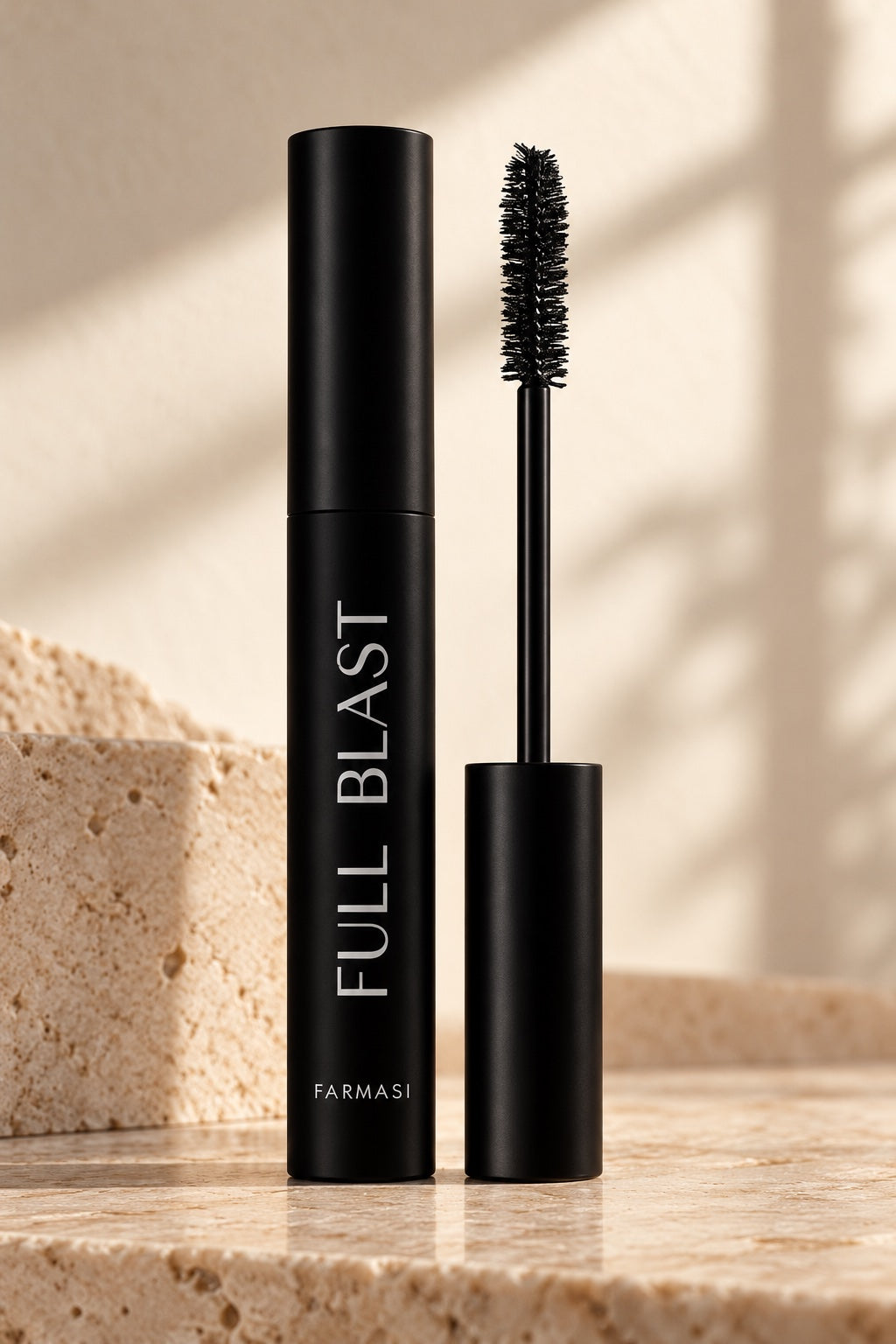 Full Blast Mascara